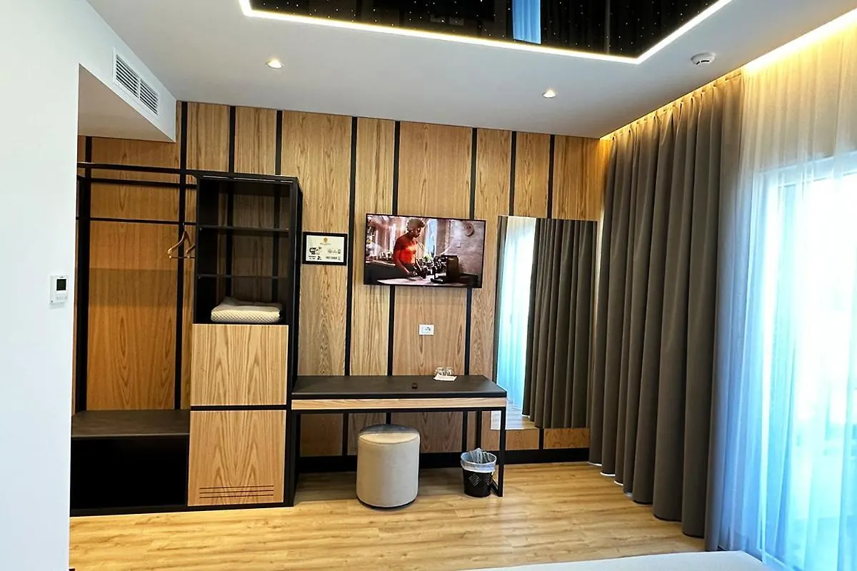 Hotel Delta Premium Jube 4*,  Albania