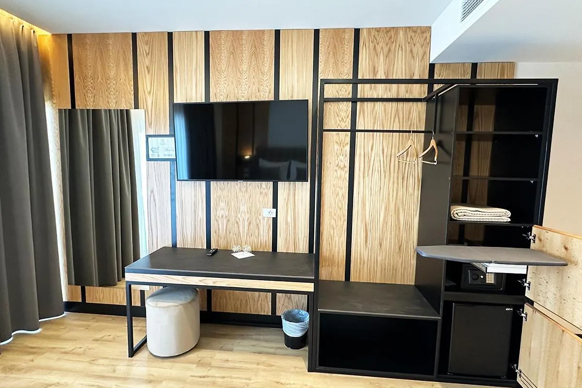 Hotel Delta Premium Jube